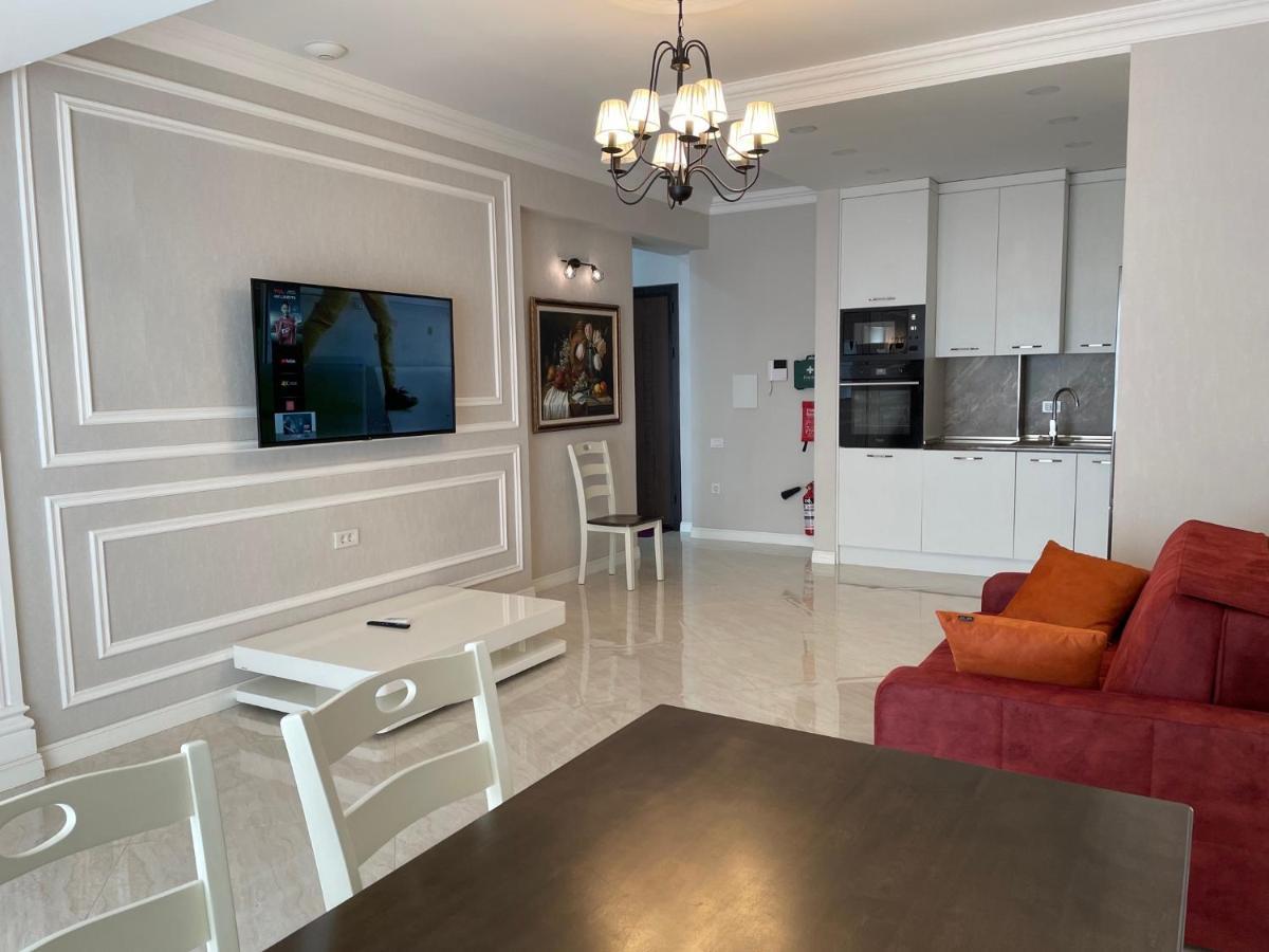 Apartment Azzure Vip *